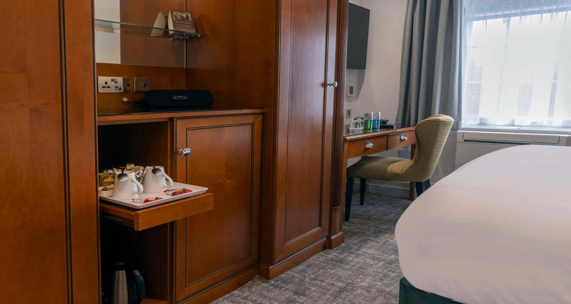 Best Western Premier Yew Lodge East Midlands Airport Castle Donington Kültér fotó