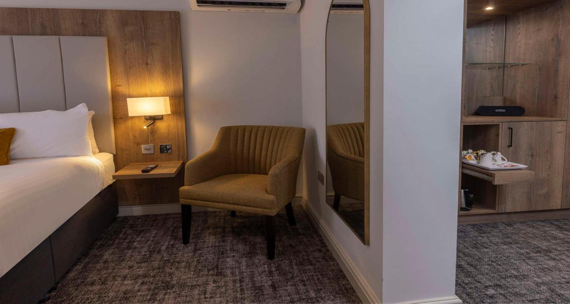 Best Western Premier Yew Lodge East Midlands Airport Castle Donington Kültér fotó